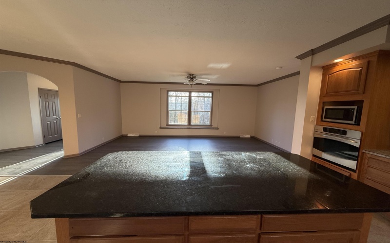 313 Hecks Run Road, Fairmont, West Virginia 26554, 3 Bedrooms Bedrooms, 7 Rooms Rooms,2 BathroomsBathrooms,Single Family Detached,For Sale,Hecks Run,10162847