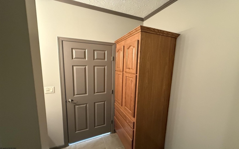 313 Hecks Run Road, Fairmont, West Virginia 26554, 3 Bedrooms Bedrooms, 7 Rooms Rooms,2 BathroomsBathrooms,Single Family Detached,For Sale,Hecks Run,10162847