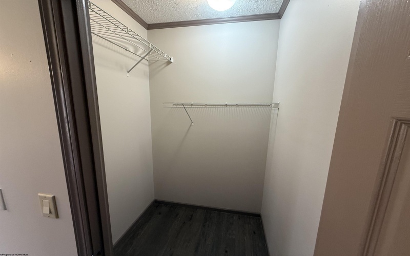 313 Hecks Run Road, Fairmont, West Virginia 26554, 3 Bedrooms Bedrooms, 7 Rooms Rooms,2 BathroomsBathrooms,Single Family Detached,For Sale,Hecks Run,10162847