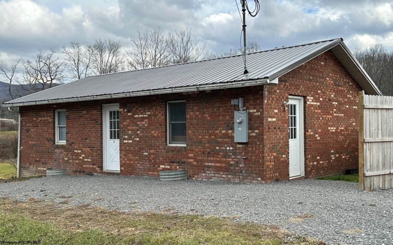 104 Midway Loop, Elkins, West Virginia 26241, 2 Bedrooms Bedrooms, 5 Rooms Rooms,2 BathroomsBathrooms,Single Family Detached,For Sale,Midway,10162858