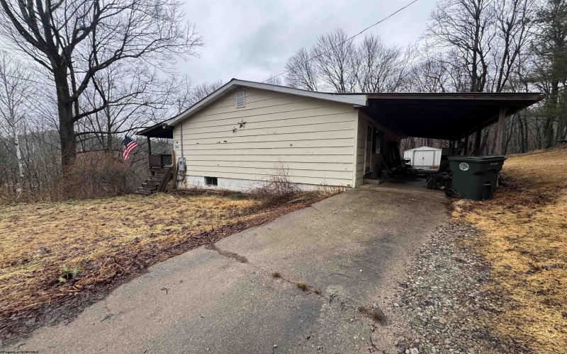 365 Shumaker Road, Buckhannon, West Virginia 26201, 3 Bedrooms Bedrooms, 8 Rooms Rooms,1 BathroomBathrooms,Single Family Detached,For Sale,Shumaker,10162863