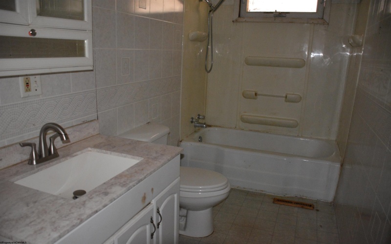 801 Harmony Road, West Union, West Virginia 26456, 3 Bedrooms Bedrooms, 5 Rooms Rooms,1 BathroomBathrooms,Single Family Detached,For Sale,Harmony,10162864