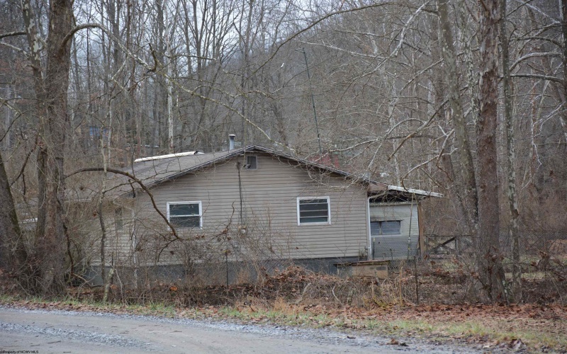 801 Harmony Road, West Union, West Virginia 26456, 3 Bedrooms Bedrooms, 5 Rooms Rooms,1 BathroomBathrooms,Single Family Detached,For Sale,Harmony,10162864