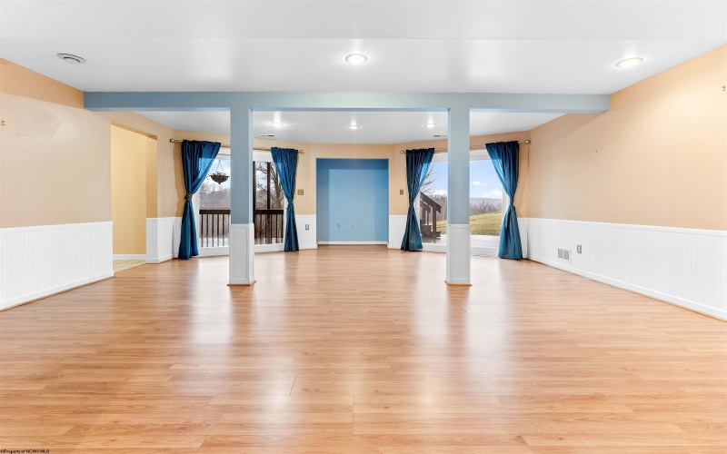 3606 Monarch Court, Morgantown, West Virginia 26508, 5 Bedrooms Bedrooms, 10 Rooms Rooms,5 BathroomsBathrooms,Single Family Detached,For Sale,Monarch,10162865