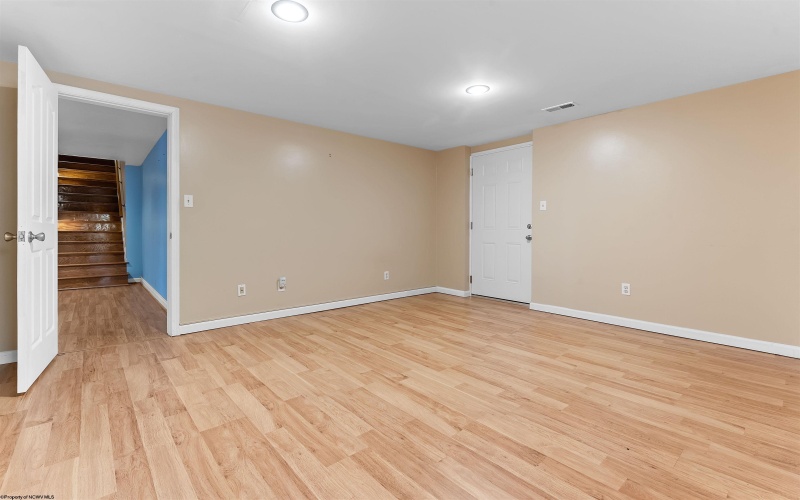 3606 Monarch Court, Morgantown, West Virginia 26508, 5 Bedrooms Bedrooms, 10 Rooms Rooms,5 BathroomsBathrooms,Single Family Detached,For Sale,Monarch,10162865