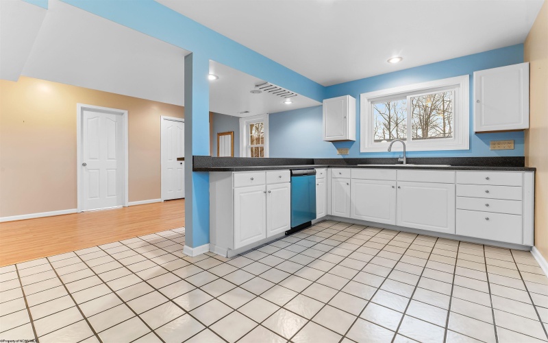 3606 Monarch Court, Morgantown, West Virginia 26508, 5 Bedrooms Bedrooms, 10 Rooms Rooms,5 BathroomsBathrooms,Single Family Detached,For Sale,Monarch,10162865