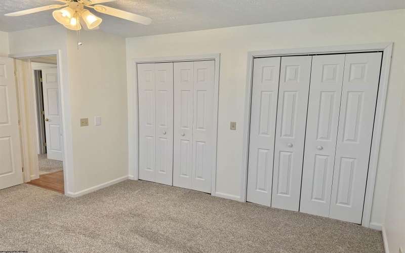 410 Pineview Drive, Thomas, West Virginia 26292-8018, 2 Bedrooms Bedrooms, 7 Rooms Rooms,2 BathroomsBathrooms,Single Family Attached,For Sale,Pineview,10162866