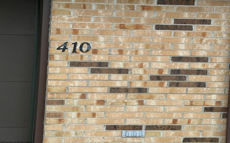 410 Pineview Drive, Thomas, West Virginia 26292-8018, 2 Bedrooms Bedrooms, 7 Rooms Rooms,2 BathroomsBathrooms,Single Family Attached,For Sale,Pineview,10162866