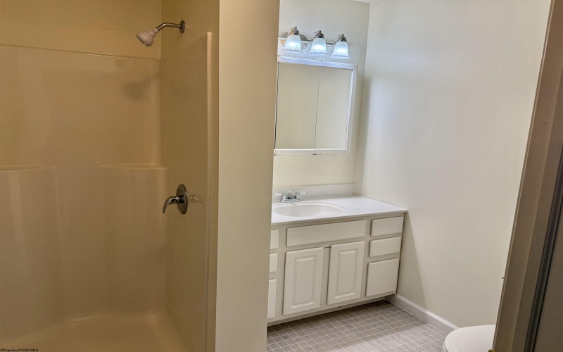 410 Pineview Drive, Thomas, West Virginia 26292-8018, 2 Bedrooms Bedrooms, 7 Rooms Rooms,2 BathroomsBathrooms,Single Family Attached,For Sale,Pineview,10162866