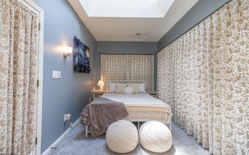 1430 Lake Floyd Circle, Bristol, West Virginia 26426, 3 Bedrooms Bedrooms, 6 Rooms Rooms,2 BathroomsBathrooms,Single Family Detached,For Sale,Lake Floyd,10162870