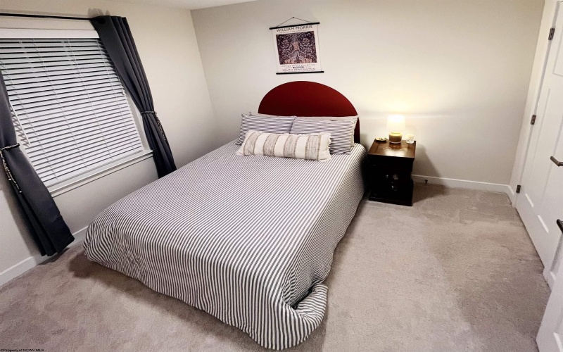 231 Stonehurst Drive, Morgantown, West Virginia 26501, 4 Bedrooms Bedrooms, 5 Rooms Rooms,2 BathroomsBathrooms,Single Family Attached,For Sale,Stonehurst,10162871