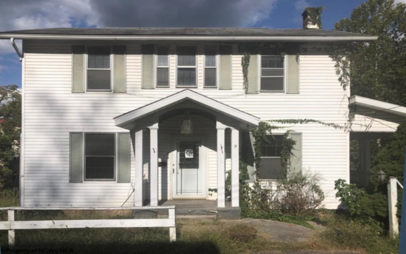 106 Madison Street, Fairview, West Virginia 26570, 3 Bedrooms Bedrooms, 6 Rooms Rooms,1 BathroomBathrooms,Single Family Detached,For Sale,Madison,10160380