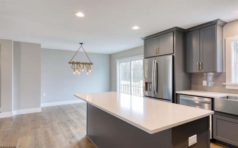 201 Medley Ridge Drive, Morgantown, West Virginia 26508, 3 Bedrooms Bedrooms, 7 Rooms Rooms,2 BathroomsBathrooms,Single Family Detached,For Sale,Medley Ridge,10162882