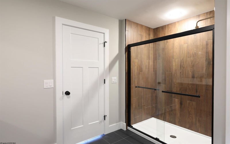 201 Medley Ridge Drive, Morgantown, West Virginia 26508, 3 Bedrooms Bedrooms, 7 Rooms Rooms,2 BathroomsBathrooms,Single Family Detached,For Sale,Medley Ridge,10162882