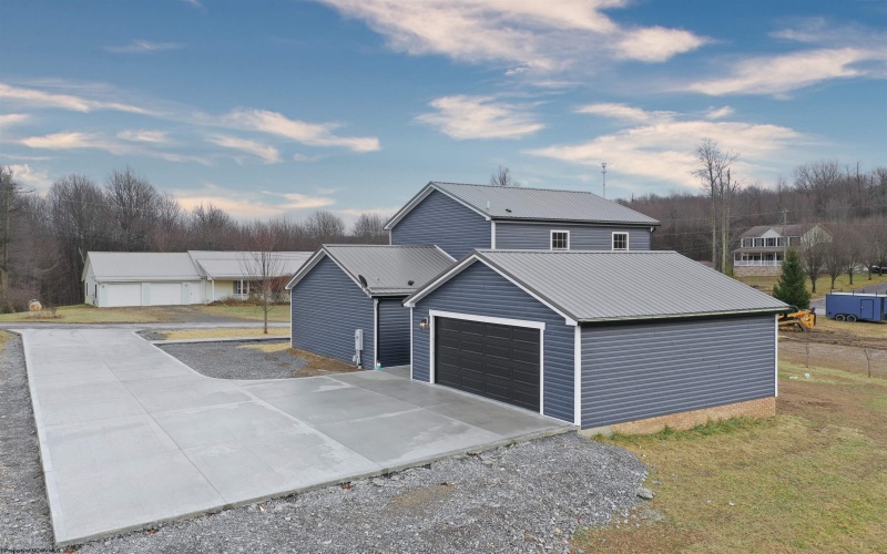 201 Medley Ridge Drive, Morgantown, West Virginia 26508, 3 Bedrooms Bedrooms, 7 Rooms Rooms,2 BathroomsBathrooms,Single Family Detached,For Sale,Medley Ridge,10162882