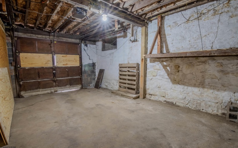 13 Dunkard Avenue, Morgantown, West Virginia 26501, ,Multi-unit/income,For Sale,Dunkard,10162884