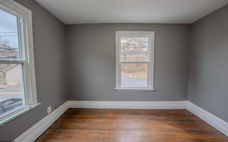 5 Dunkard Avenue, Morgantown, West Virginia 26501, ,Multi-unit/income,For Sale,Dunkard,10162885