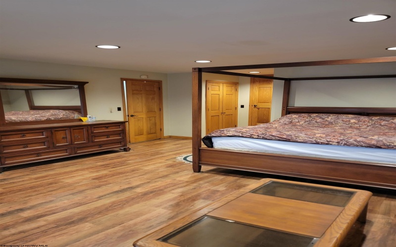 380 Flint Road, Hillsboro, West Virginia 24946, 3 Bedrooms Bedrooms, 6 Rooms Rooms,2 BathroomsBathrooms,Single Family Detached,For Sale,Flint,10162879