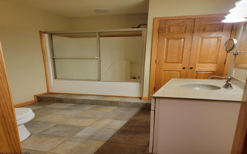 380 Flint Road, Hillsboro, West Virginia 24946, 3 Bedrooms Bedrooms, 6 Rooms Rooms,2 BathroomsBathrooms,Single Family Detached,For Sale,Flint,10162879