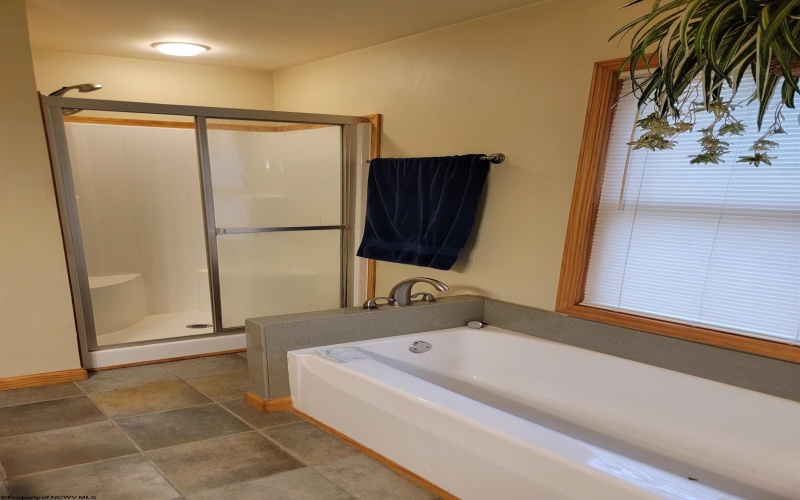 380 Flint Road, Hillsboro, West Virginia 24946, 3 Bedrooms Bedrooms, 6 Rooms Rooms,2 BathroomsBathrooms,Single Family Detached,For Sale,Flint,10162879