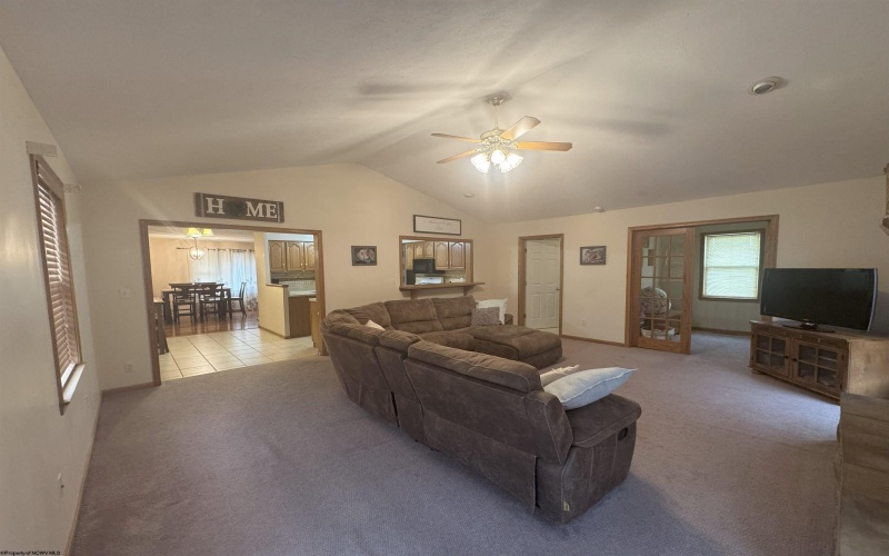 536 Ritter Street, Bridgeport, West Virginia 26330, 3 Bedrooms Bedrooms, 8 Rooms Rooms,2 BathroomsBathrooms,Single Family Detached,For Sale,Ritter,10162873