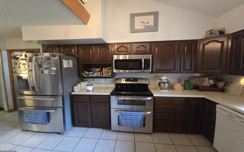 1010 Central Avenue, Elkins, West Virginia 26241, 3 Bedrooms Bedrooms, 8 Rooms Rooms,2 BathroomsBathrooms,Single Family Detached,For Sale,Central,10162888