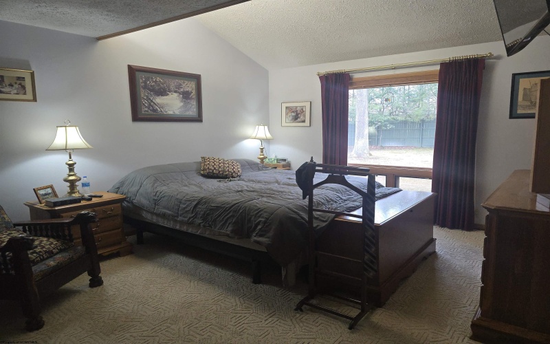 1010 Central Avenue, Elkins, West Virginia 26241, 3 Bedrooms Bedrooms, 8 Rooms Rooms,2 BathroomsBathrooms,Single Family Detached,For Sale,Central,10162888