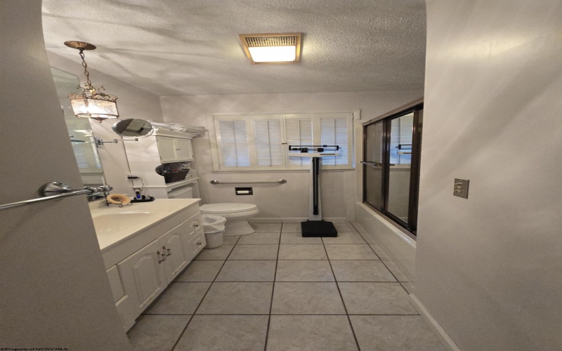 1010 Central Avenue, Elkins, West Virginia 26241, 3 Bedrooms Bedrooms, 8 Rooms Rooms,2 BathroomsBathrooms,Single Family Detached,For Sale,Central,10162888