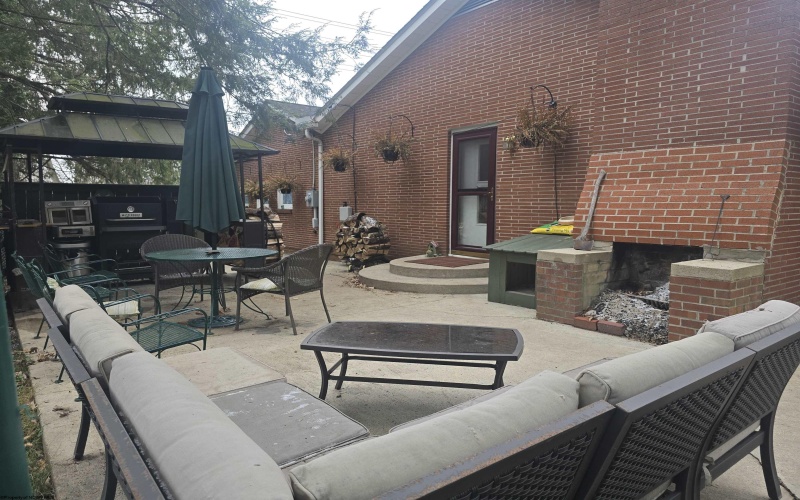 1010 Central Avenue, Elkins, West Virginia 26241, 3 Bedrooms Bedrooms, 8 Rooms Rooms,2 BathroomsBathrooms,Single Family Detached,For Sale,Central,10162888