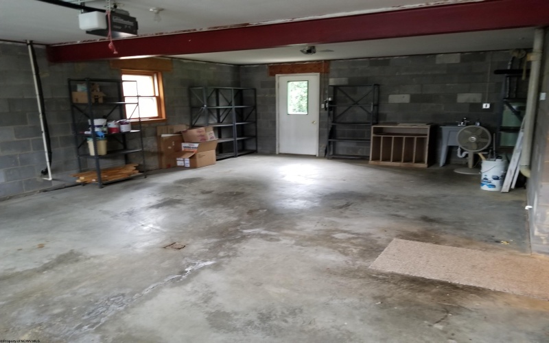 632 Lawman Avenue, Bridgeport, West Virginia 26330, 3 Bedrooms Bedrooms, 8 Rooms Rooms,2 BathroomsBathrooms,Single Family Detached,For Sale,Lawman,10157632