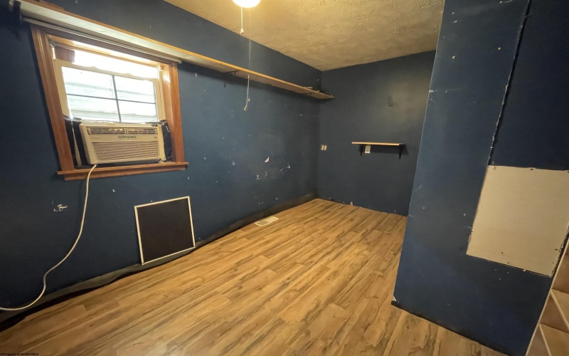 138 Austin Avenue, Clarksburg, West Virginia 26301, 2 Bedrooms Bedrooms, 4 Rooms Rooms,1 BathroomBathrooms,Single Family Detached,For Sale,Austin,10162896 138 Austin Avenue, Clarksburg, West Virginia 26301, 2 Bedrooms Bedrooms, 4 Rooms Rooms,1 BathroomBathrooms,Single Family Detached,For Sale,Austin,10162896