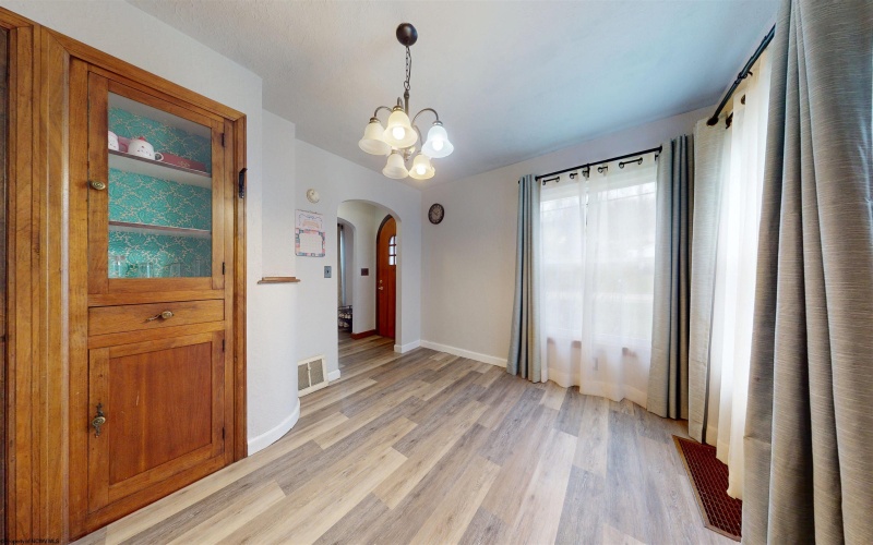 1819 Pleasant Valley Road, Fairmont, West Virginia 26554, 2 Bedrooms Bedrooms, 5 Rooms Rooms,1 BathroomBathrooms,Single Family Detached,For Sale,Pleasant Valley,10162890