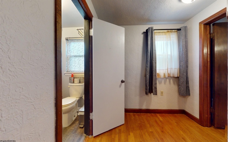 1819 Pleasant Valley Road, Fairmont, West Virginia 26554, 2 Bedrooms Bedrooms, 5 Rooms Rooms,1 BathroomBathrooms,Single Family Detached,For Sale,Pleasant Valley,10162890