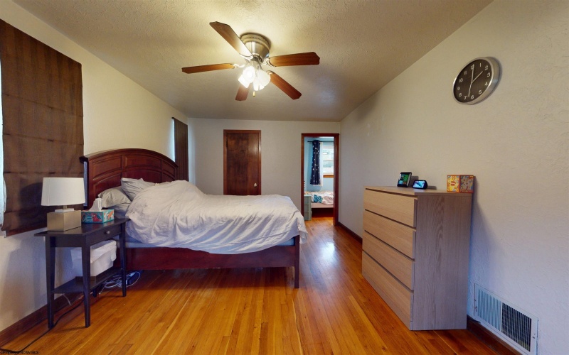 1819 Pleasant Valley Road, Fairmont, West Virginia 26554, 2 Bedrooms Bedrooms, 5 Rooms Rooms,1 BathroomBathrooms,Single Family Detached,For Sale,Pleasant Valley,10162890