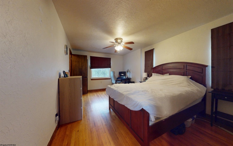 1819 Pleasant Valley Road, Fairmont, West Virginia 26554, 2 Bedrooms Bedrooms, 5 Rooms Rooms,1 BathroomBathrooms,Single Family Detached,For Sale,Pleasant Valley,10162890