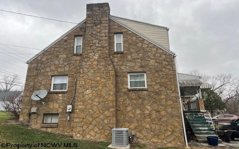 1819 Pleasant Valley Road, Fairmont, West Virginia 26554, 2 Bedrooms Bedrooms, 5 Rooms Rooms,1 BathroomBathrooms,Single Family Detached,For Sale,Pleasant Valley,10162890