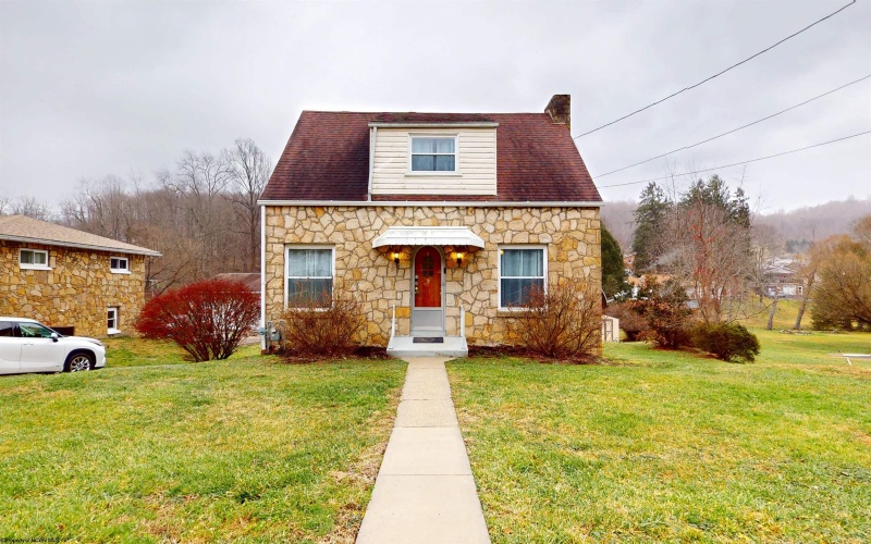 1819 Pleasant Valley Road, Fairmont, West Virginia 26554, 2 Bedrooms Bedrooms, 5 Rooms Rooms,1 BathroomBathrooms,Single Family Detached,For Sale,Pleasant Valley,10162890