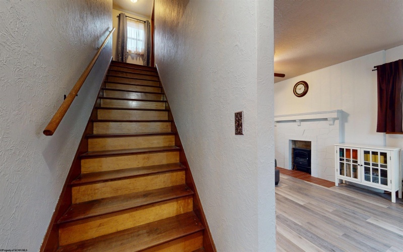 1819 Pleasant Valley Road, Fairmont, West Virginia 26554, 2 Bedrooms Bedrooms, 5 Rooms Rooms,1 BathroomBathrooms,Single Family Detached,For Sale,Pleasant Valley,10162890