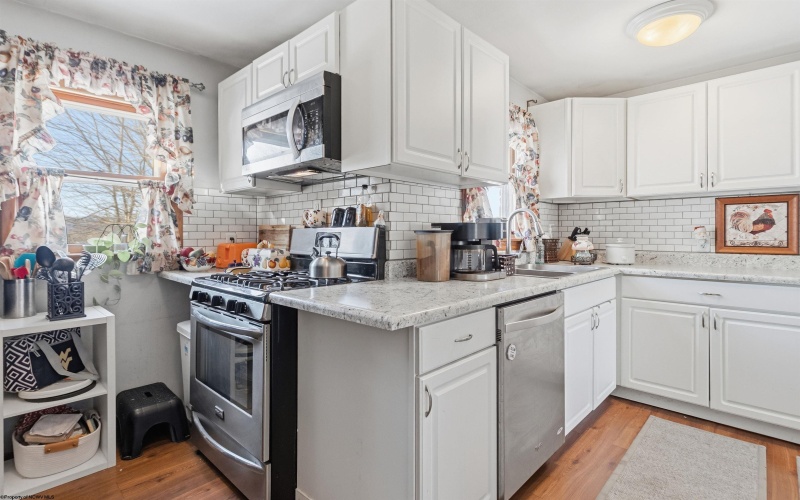 133 Gordon Street, Bridgeport, West Virginia 26330, 3 Bedrooms Bedrooms, 7 Rooms Rooms,1 BathroomBathrooms,Single Family Detached,For Sale,Gordon,10162889 133 Gordon Street, Bridgeport, West Virginia 26330, 3 Bedrooms Bedrooms, 7 Rooms Rooms,1 BathroomBathrooms,Single Family Detached,For Sale,Gordon,10162889