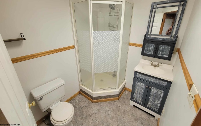 244 Jayla Drive, Grafton, West Virginia 26354, 4 Bedrooms Bedrooms, 9 Rooms Rooms,2 BathroomsBathrooms,Single Family Detached,For Sale,Jayla,10161610