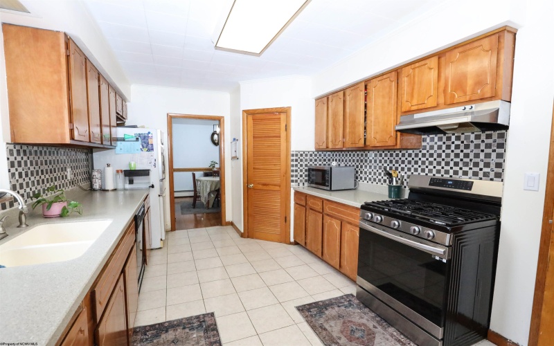 3473 Collins Ferry Road, Morgantown, West Virginia 26505, 3 Bedrooms Bedrooms, 7 Rooms Rooms,3 BathroomsBathrooms,Single Family Detached,For Sale,Collins Ferry,10162904