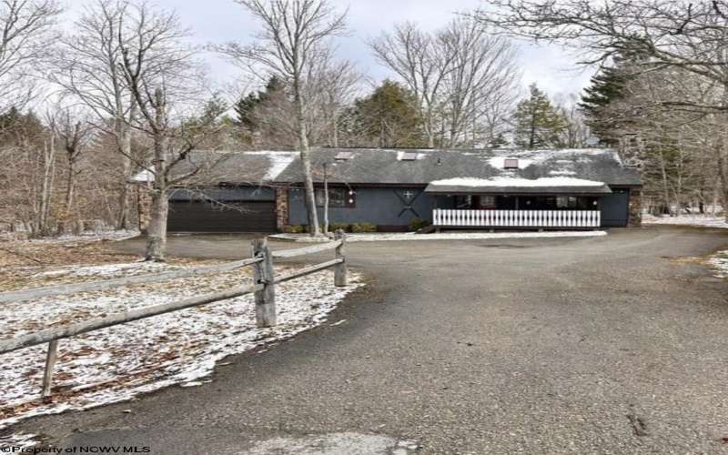 45 Yoakum Run Road, Davis, West Virginia 26260, 3 Bedrooms Bedrooms, 6 Rooms Rooms,3 BathroomsBathrooms,Single Family Detached,For Sale,Yoakum Run,10158734