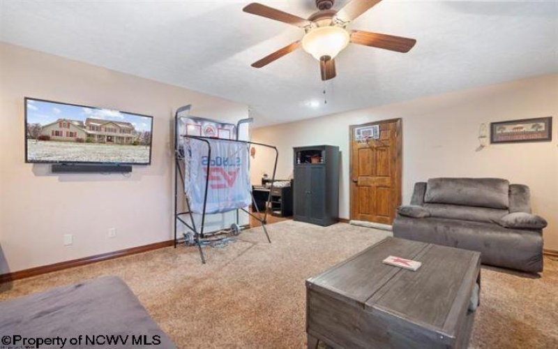 320 Thacker Lane, Belington, West Virginia 26250, 4 Bedrooms Bedrooms, 12 Rooms Rooms,2 BathroomsBathrooms,Single Family Detached,For Sale,Thacker,10161448