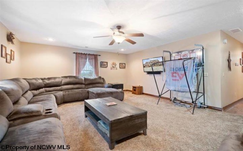 320 Thacker Lane, Belington, West Virginia 26250, 4 Bedrooms Bedrooms, 12 Rooms Rooms,2 BathroomsBathrooms,Single Family Detached,For Sale,Thacker,10161448