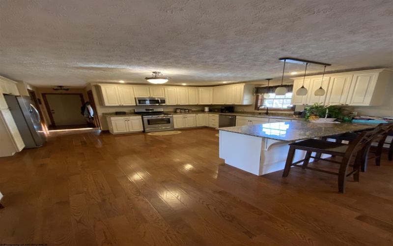 320 Thacker Lane, Belington, West Virginia 26250, 4 Bedrooms Bedrooms, 12 Rooms Rooms,2 BathroomsBathrooms,Single Family Detached,For Sale,Thacker,10161448