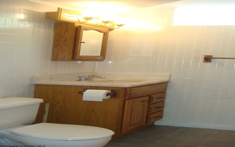 99-103 Liberty Avenue, Clarksburg, West Virginia 26301, ,Multi-unit/income,For Sale,Liberty,10162040