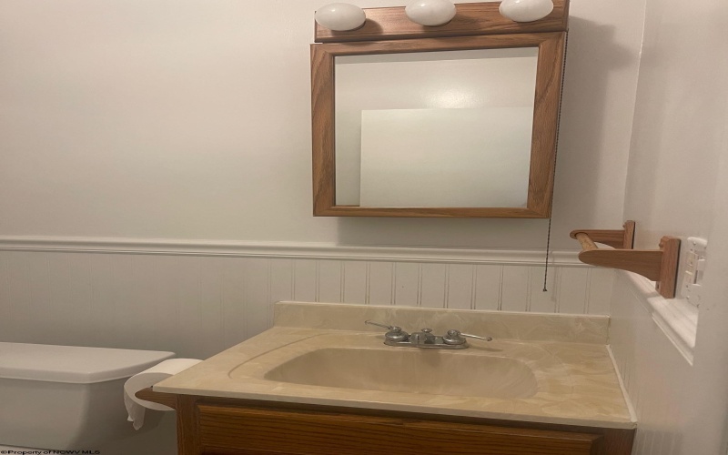 99-103 Liberty Avenue, Clarksburg, West Virginia 26301, ,Multi-unit/income,For Sale,Liberty,10162040