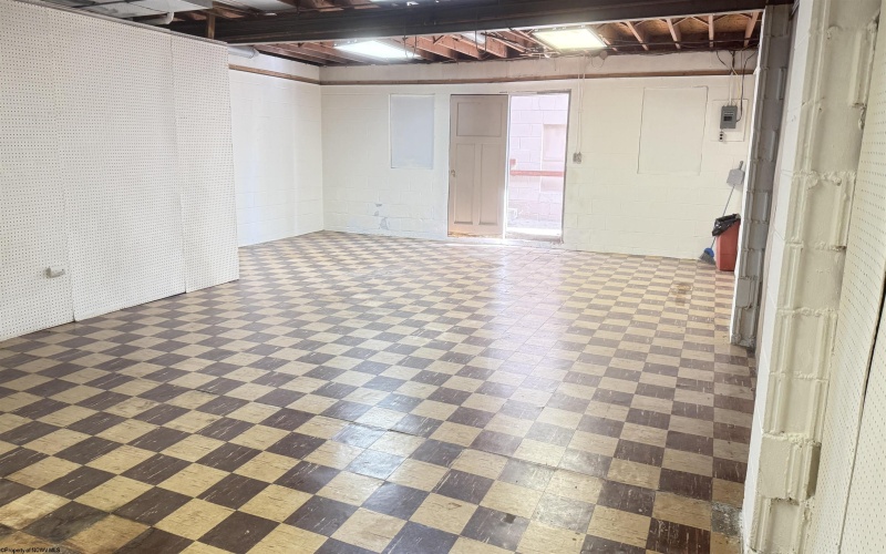 99-103 Liberty Avenue, Clarksburg, West Virginia 26301, ,Multi-unit/income,For Sale,Liberty,10162040