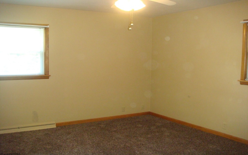 99-103 Liberty Avenue, Clarksburg, West Virginia 26301, ,Multi-unit/income,For Sale,Liberty,10162040