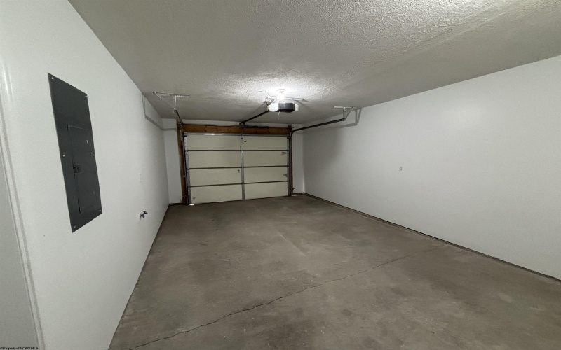 55 Barrington Court, Bridgeport, West Virginia 26330-0000, 2 Bedrooms Bedrooms, 4 Rooms Rooms,1 BathroomBathrooms,Single Family Attached,For Sale,Barrington,10161915